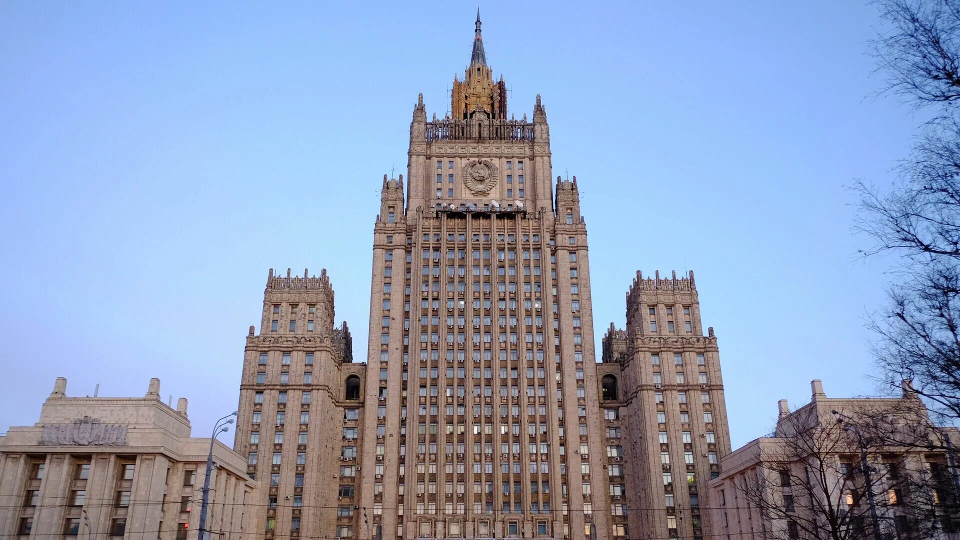 История министерства иностранных дел. Мид рф здание. мид молдовы здание. министерство иностранных дел казань. мид польши здание.
