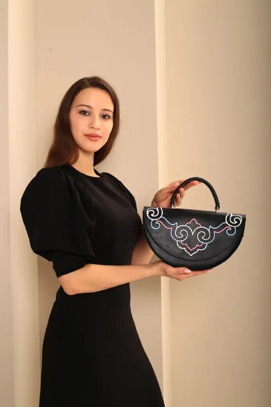 татарча 2023. татарский музыкальный телеканал. палантин с бусами. мисс и мистер сгюа 2023. шарф broadway.