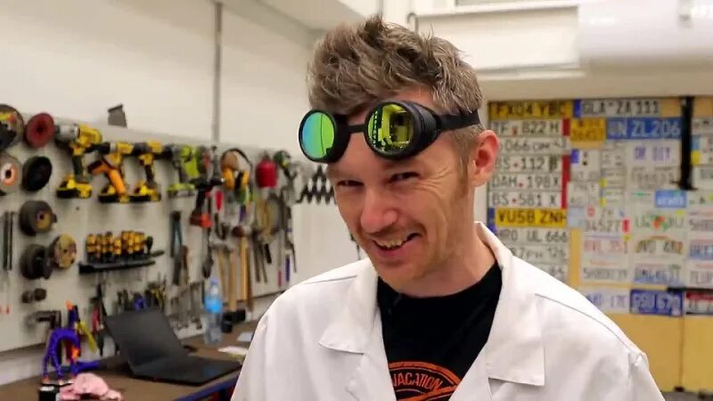 доктор дью мастерская. очки доктора дью. доктор дью болгарка. евгений доктор дью. готовенько доктор дью.