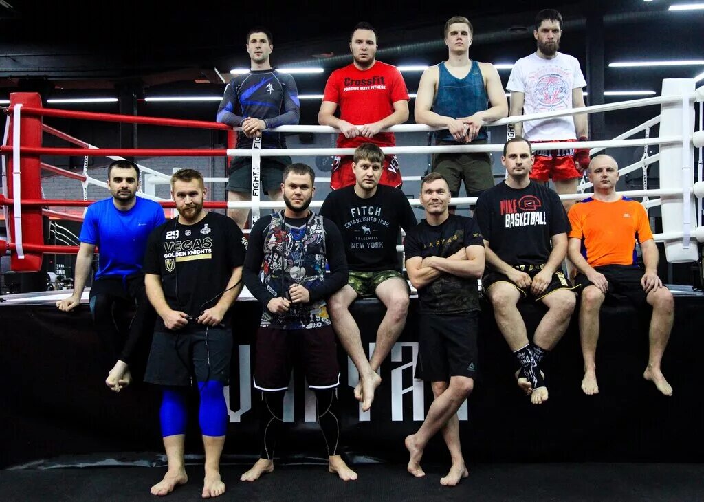 Тренажёры в спортзале. Варяг джим черкизовская. Варяг клуб единоборств москва. Москва, ленинградский проспект 37б. Varyag fight gym москва.