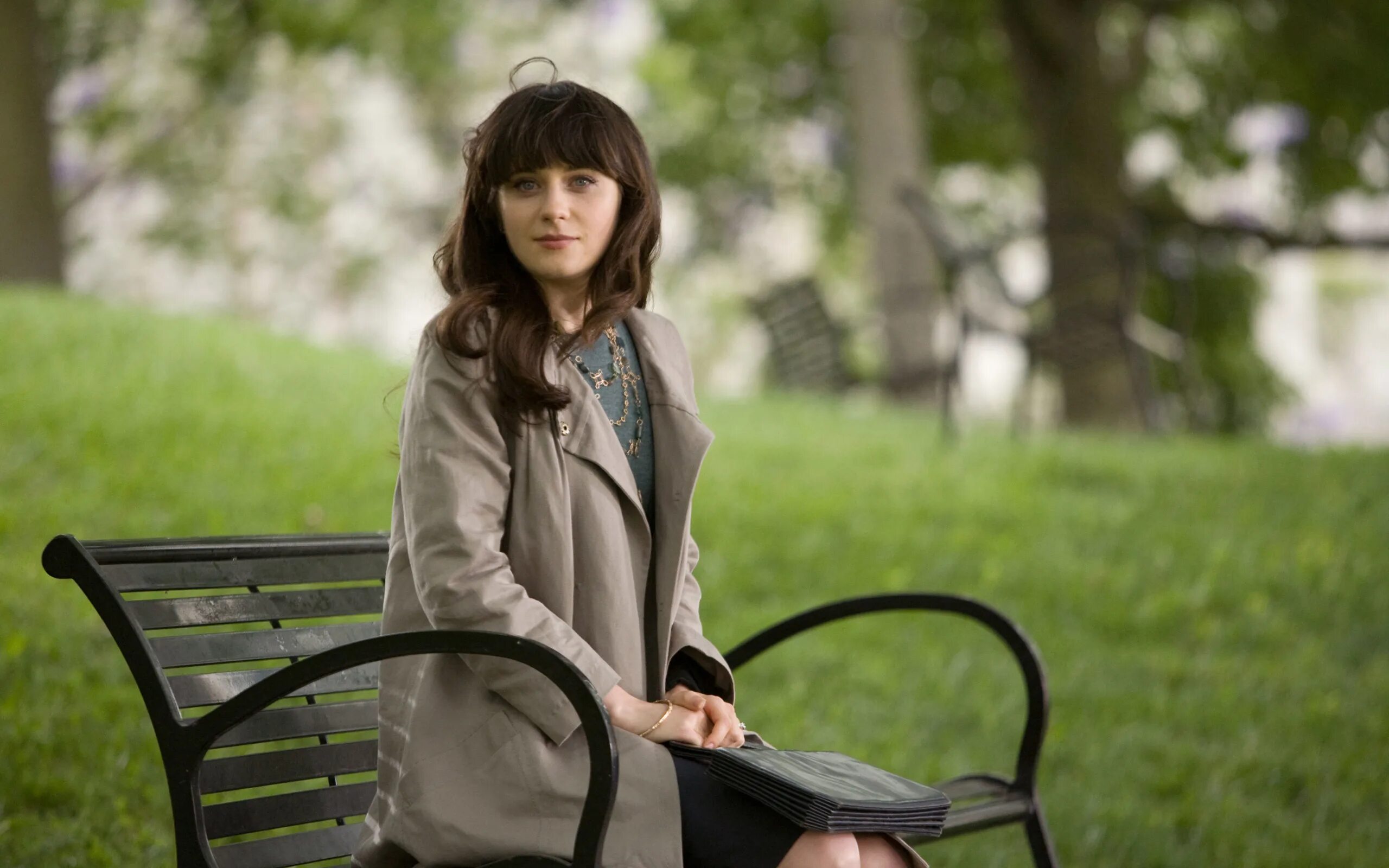Через несколько дней лета. Зои дешанель 500 дней. 500 дней лета (2009). зоуи дешанель 500 дней лета.