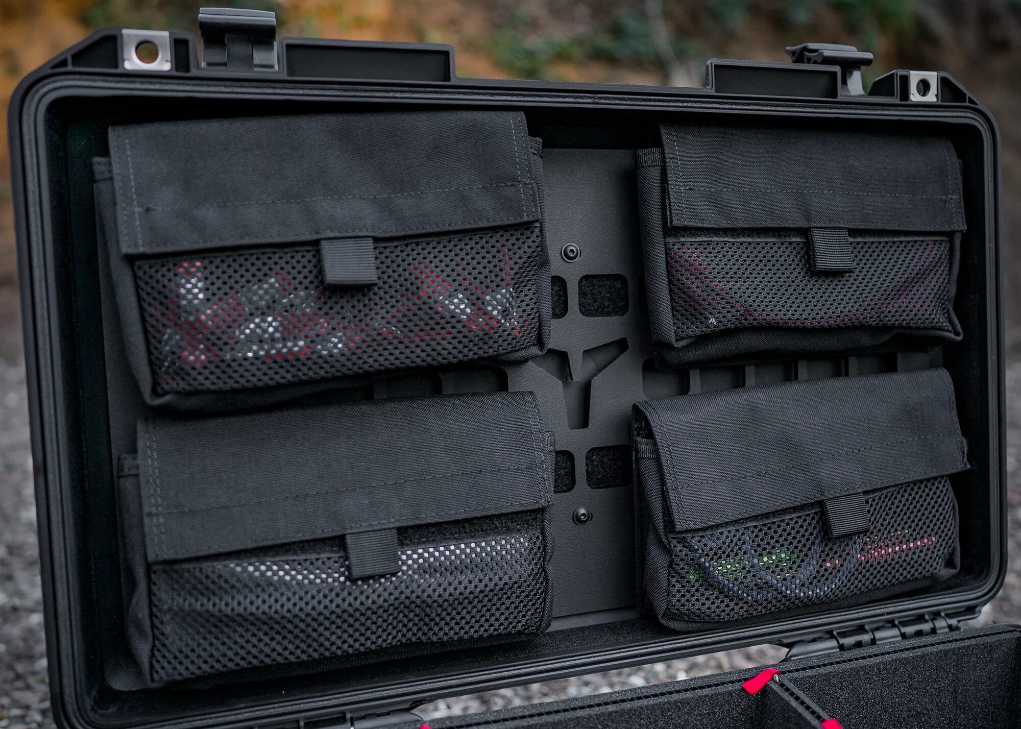 Insert case. Кейс пеликан 1650. органайзер в peli case. органайзер крышка кейса. кейс для ноутбука peli pelican 1495.