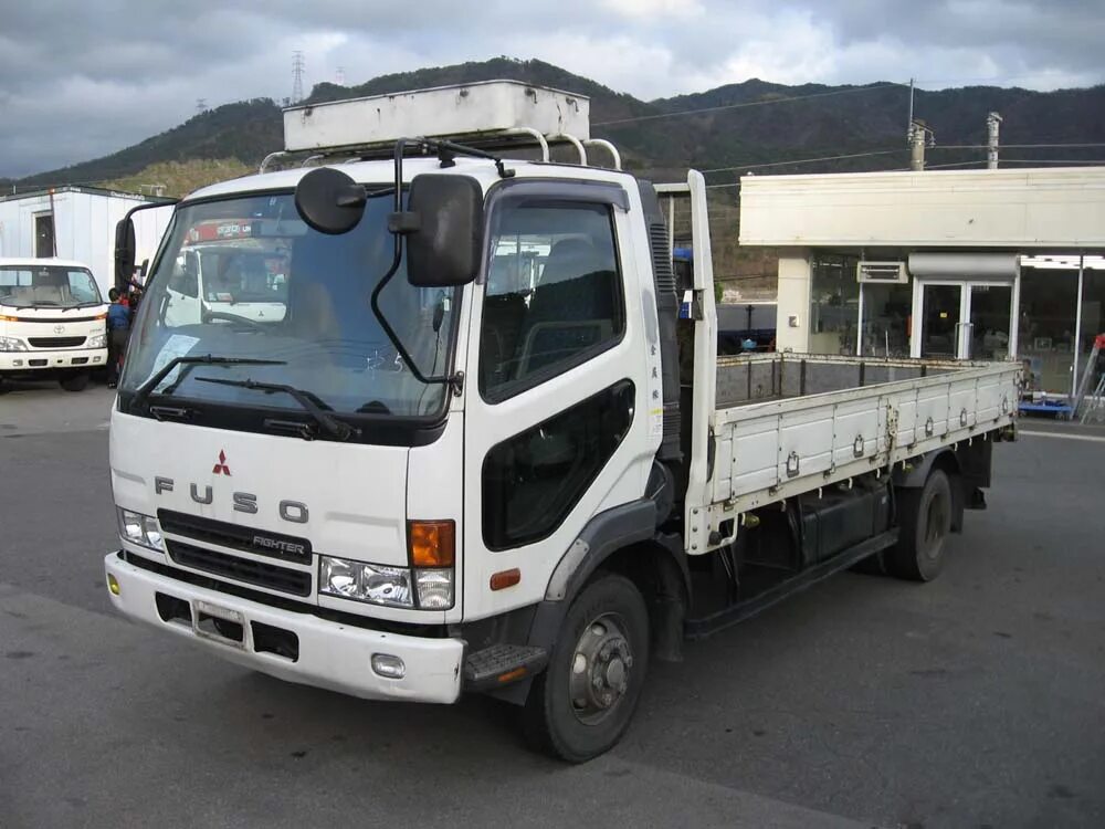 Митсубиси файтер купить. Мицубиси Fuso Fighter. Самогруз Митсубиси Фусо. Mitsubishi Fuso 5389р0. Mitsubishi Fuso fk618j.