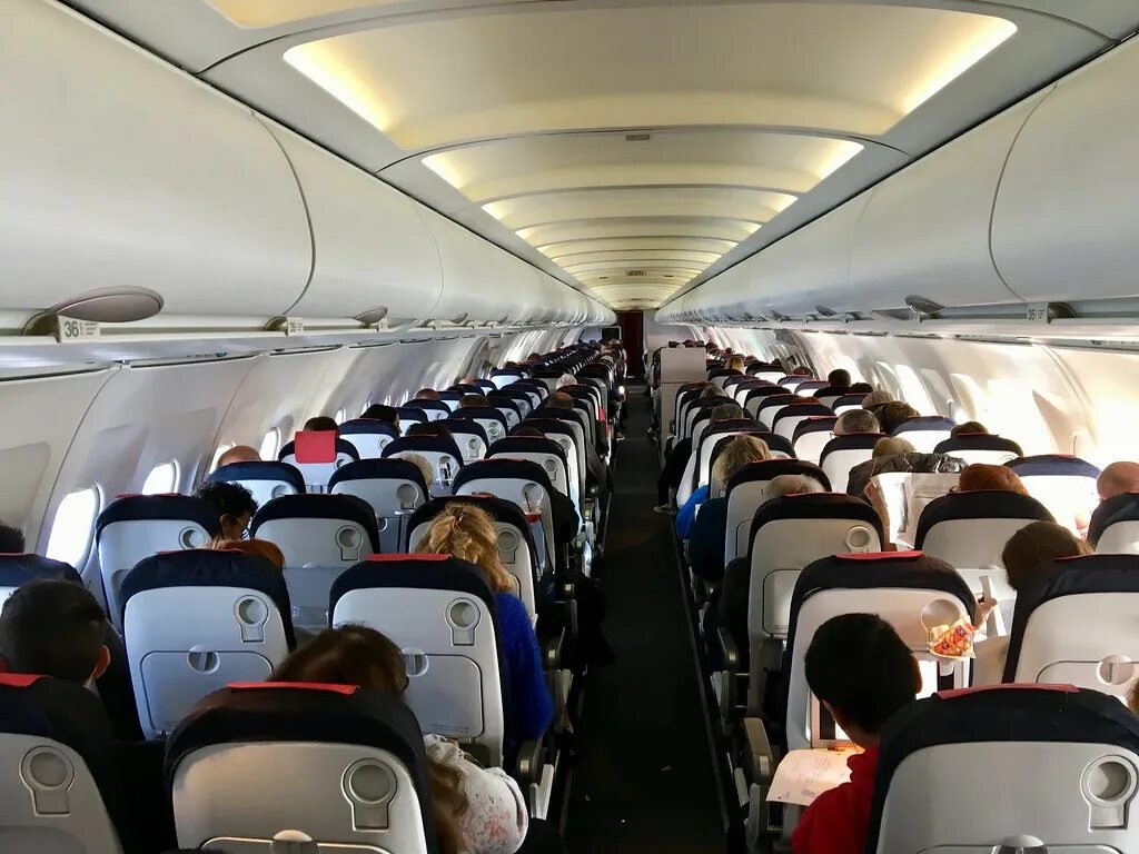 Салон аэробус а321 уральские