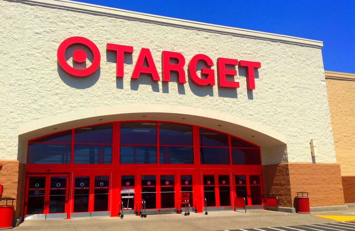 Таргет сеть магазинов в америке. Target kz. Target kz. Target international school logo. Target компания.