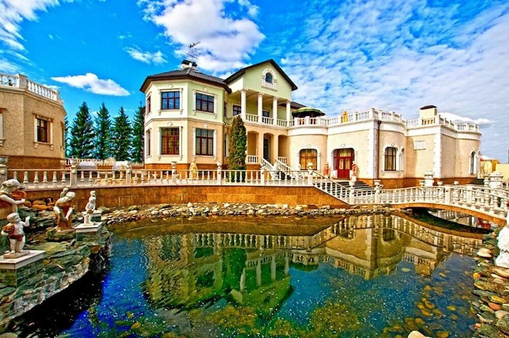 усадьба на рублевке москва. сады майендорф резиденция путина. элитный район рублевки. рублевки ютуб. малаховка вторая рублевка.