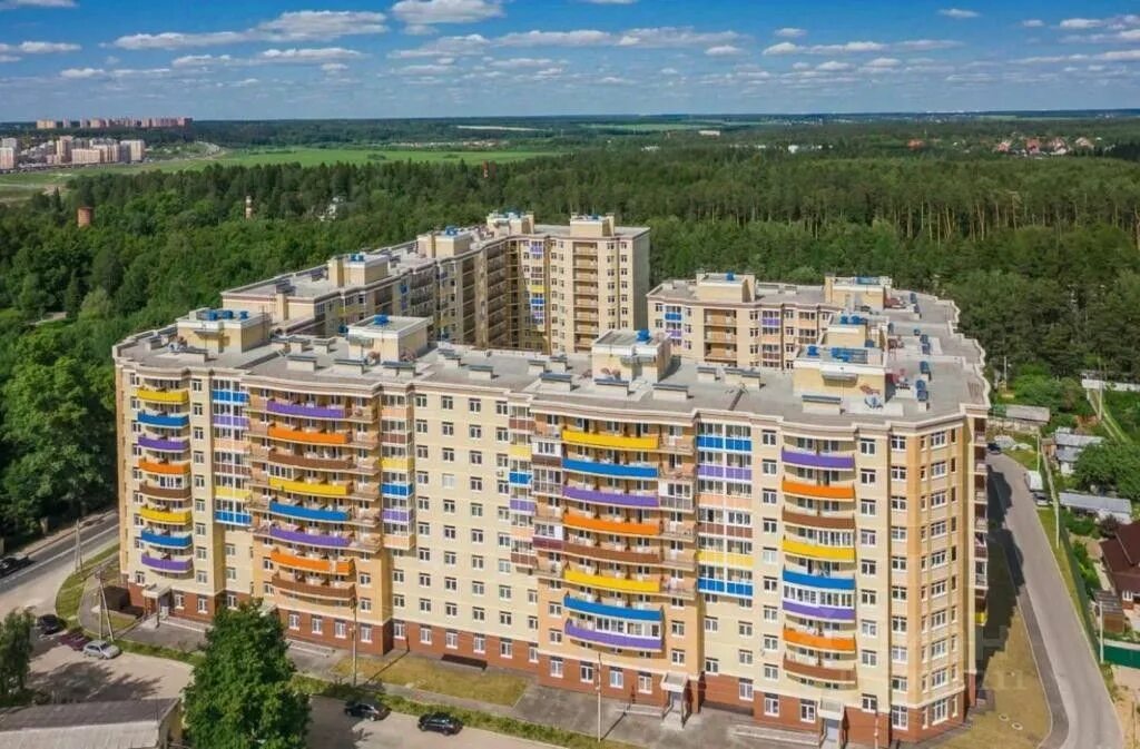 Звенигород дом 1. Жк радужный звенигород. квартал введенское 1б. введенское 1б звенигород. введенское звенигород 1б квартал видеокамера.