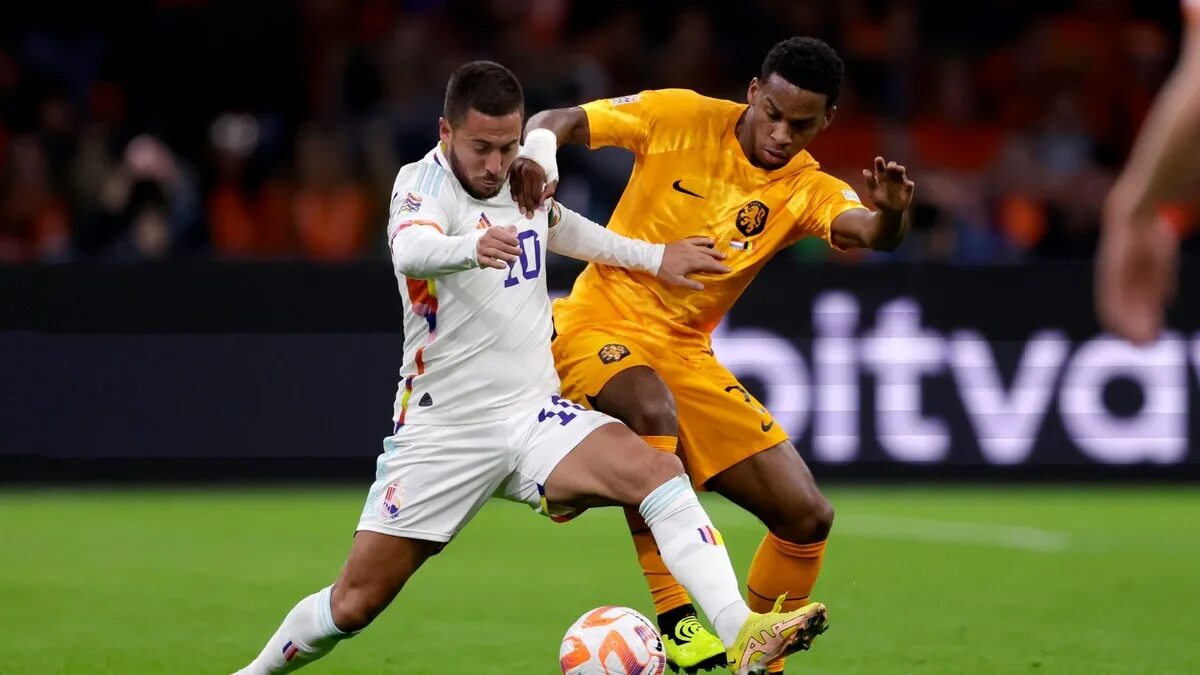 Бельгия нидерланды депай. Бельгия нидерланды лига наций. Нидерланды бельгия 1 0. Бельгия против нидерландов. Бельгия 1 1 нидерланды.