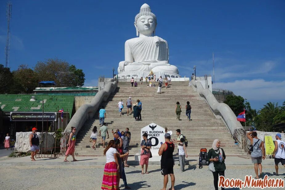 Пхукет будда как добраться. Big Buddha Пхукет. Статуя Будды Пхукет. Храм Биг Будда на Пхукете. Большой Будда на горе Накакед.