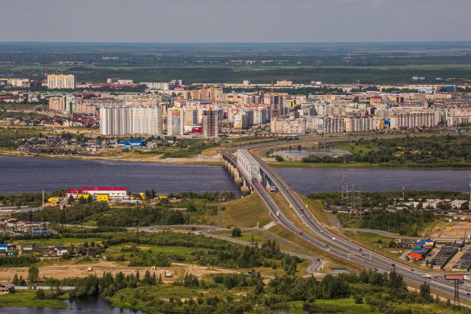 Год города нефтеюганска. Нефтеюганск. нефтеюганск центр города. современный нефтеюганск. нефтеюганск тюменская область.