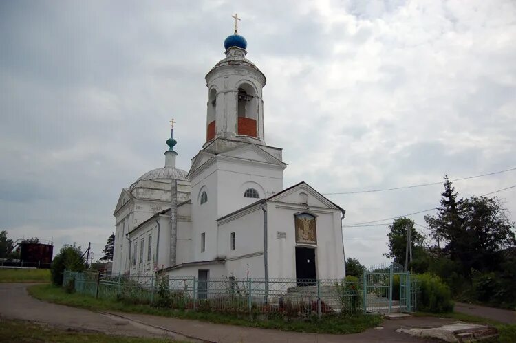 Церковь Покрова Пресвятой Богородицы (чернь). Храм в черни Тульской. Церковь Тульская область поселок чернь. Покровский храм п. чернь Тульская область