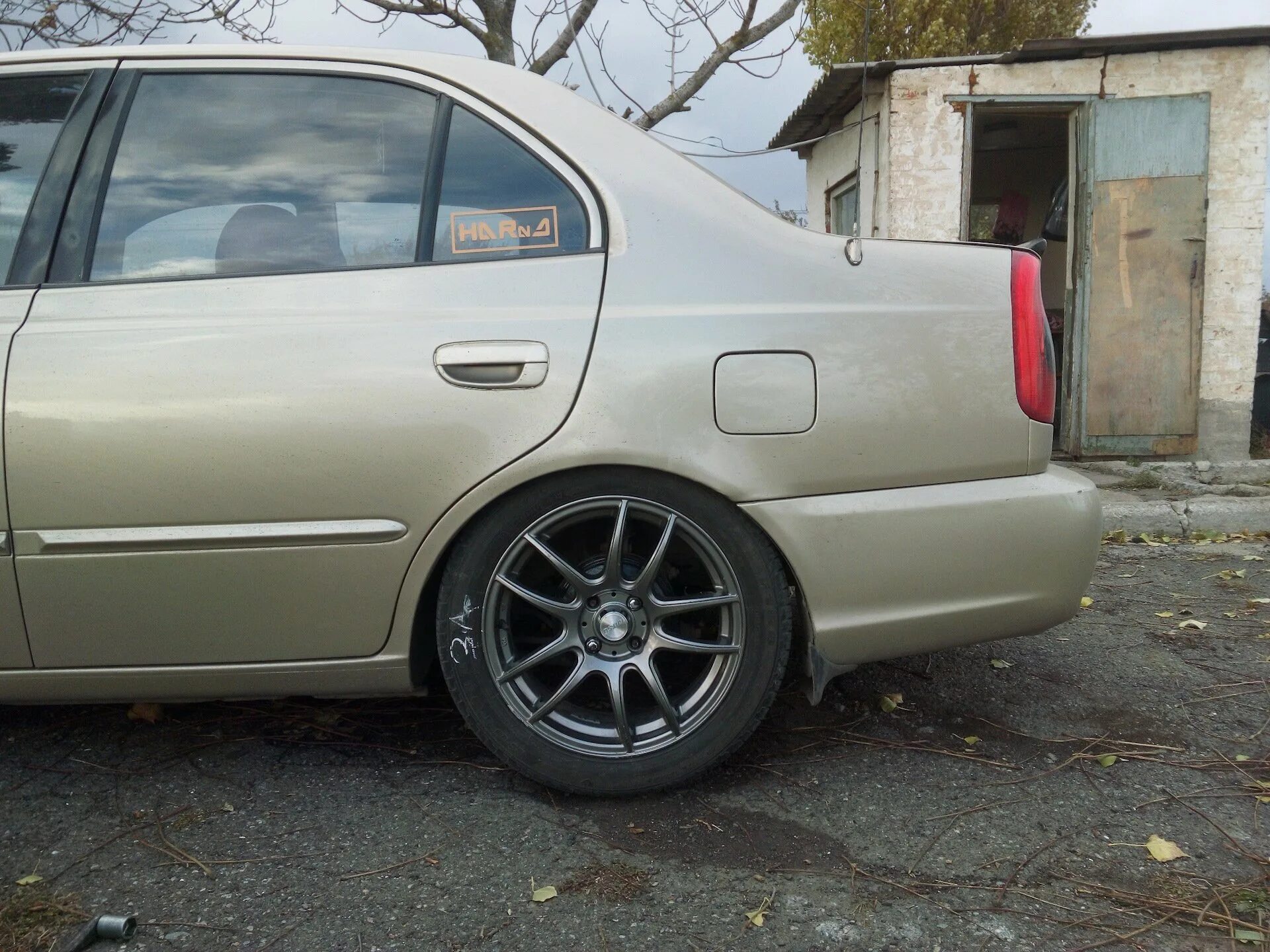 Accent диски. Accent акцент 205/55 r16. hyundai accent r16. volk racing r15 на hyundai accent. hyundai accent 195/45 r16.