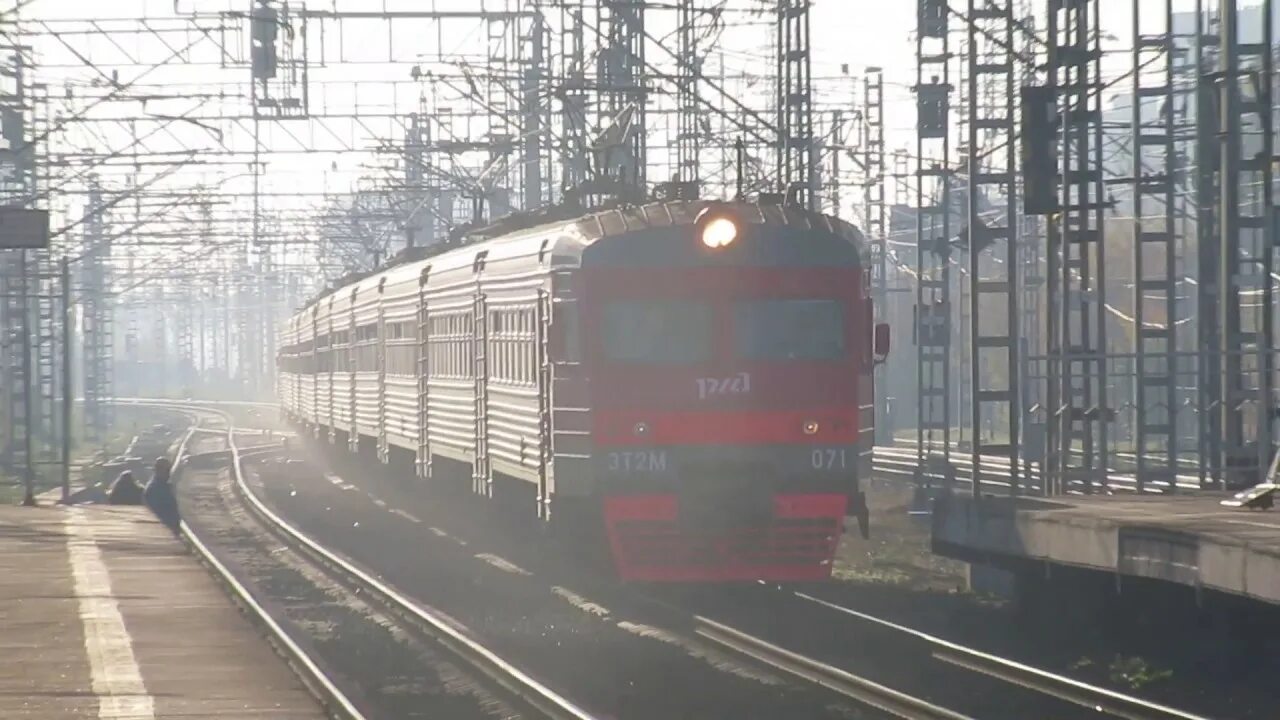 Ласточка комфорт поезд москва зеленоград. Эт2. Перегон ленинградский вокзал останкино. Электричка химки останкино на сегодня. Платформа останкино москва.