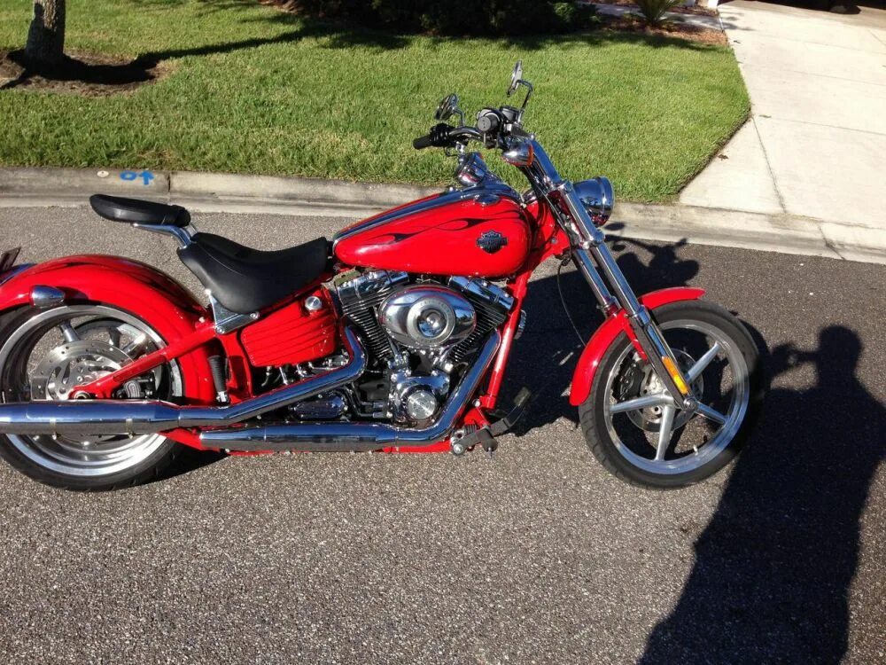 Харлей рокер. Харлей рокер. Harley davidson softail. Harley davidson softail rocker. Harley-davidson fxcwc softail rocker c.