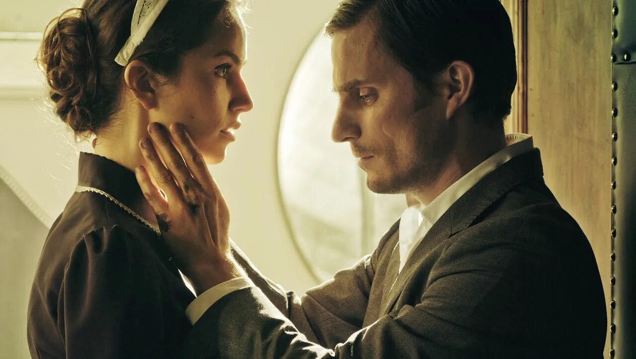 Фильм дезире 2011. Желание фильм 2011. Хелен зиммер (helene zimmer). Отель желание фильм 2011. Хелен зиммер загадка женщины.