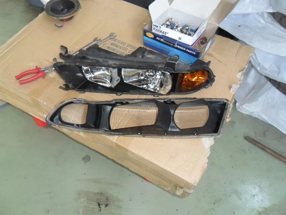 Как разобрать фары митсубиси Разборка фары Mitsubishi Lancer IX, 1,6 л, 2005 года просто так DRIVE2