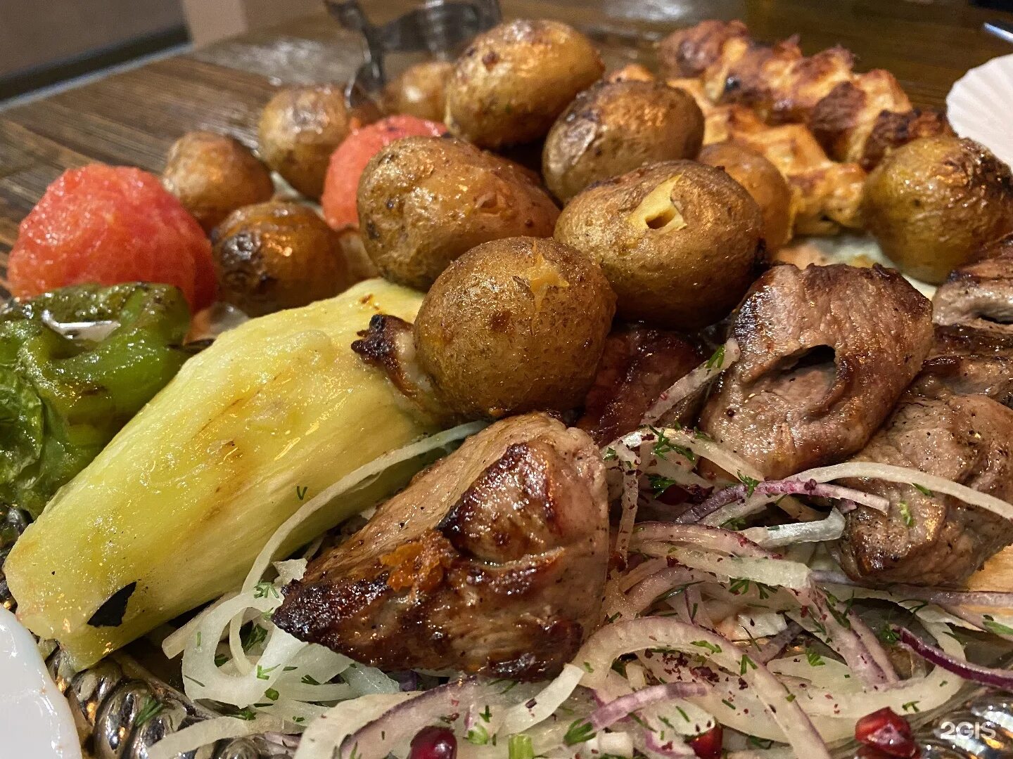 Шашлык проспект победы. Шашлычная пенза. Шашлык на шампуре. Ресторан золотой шампур в кисловодске. Шашлык проспект победы.