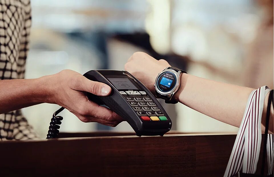 Samsung pay watch. Оплата часами. Бесконтактная оплата часами. Безналичная оплата часы.