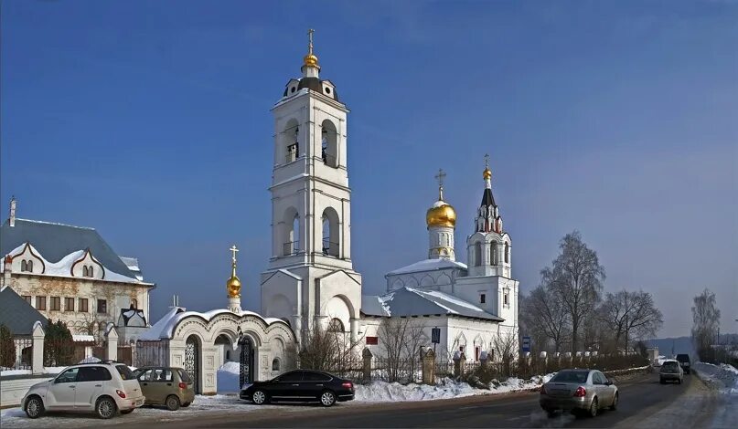 Русская община дмитров. Храм Дмитрия Солунского село Дмитровское. Церковь Дмитрия Солунского Троицк Челябинской. Дмитровская Церковь Красногорский район. Храм Дмитрия Солунского Руза.