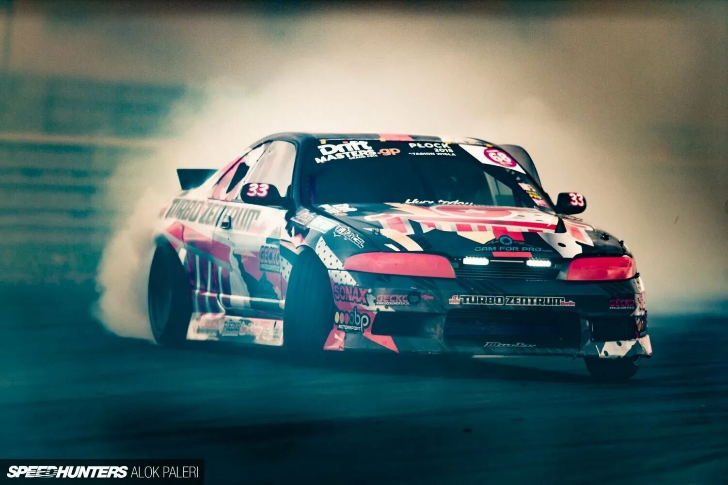 Фонки под дрифт. Nissan r33 дрифт. nissan skyline r33. nissan skyline r33 drift. skyline r33 дрифт.