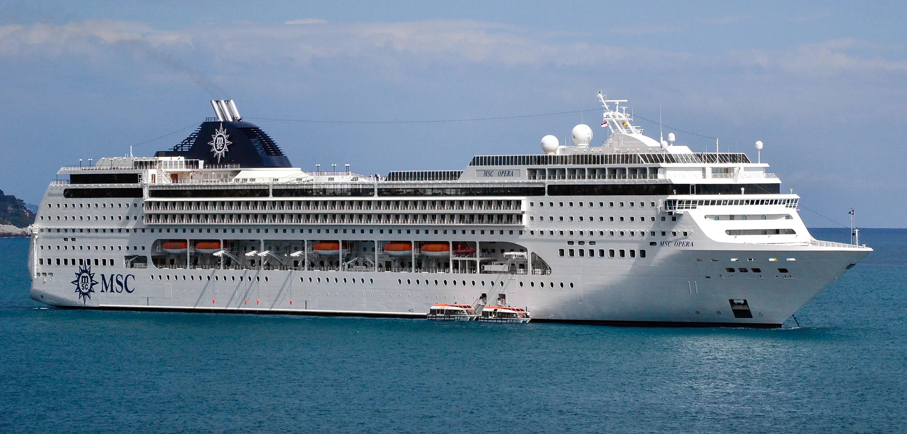 Опера лайнер круизный. Msc opera круизный. Лайнер msc opera каюты. Круизный лайнер опера msc. Msc opera в сочи.