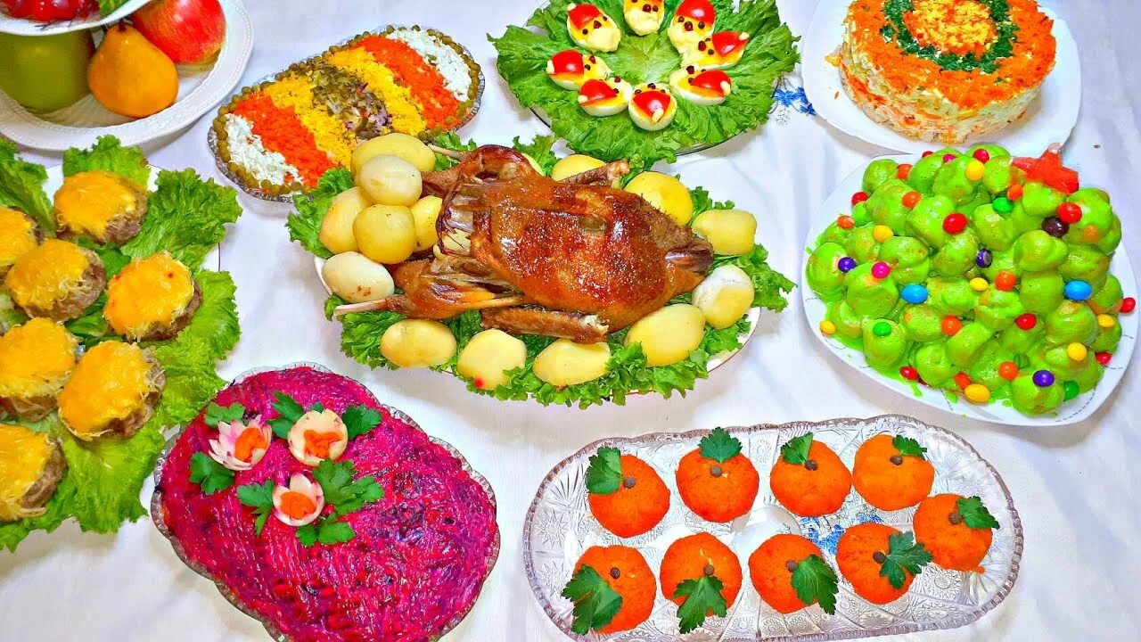 Меню из 8 блюд. Праздничный стол на день рождения. Новогодний стол 2023 меню. День рождения из 8 блюд. Меню из 8 блюд.