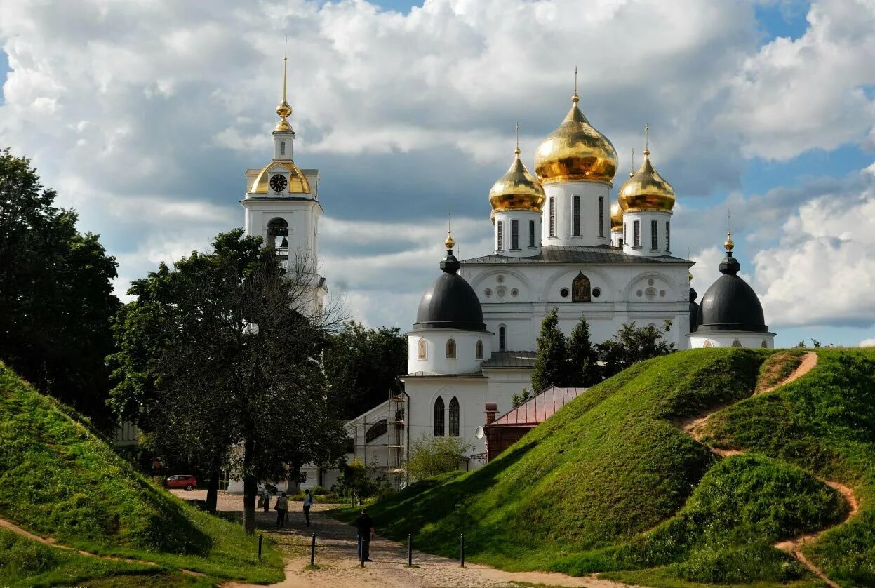 Дмитровский Кремль (музей-заповедник). Дмитровский Кремль в Дмитрове. Россия московская область дмитров