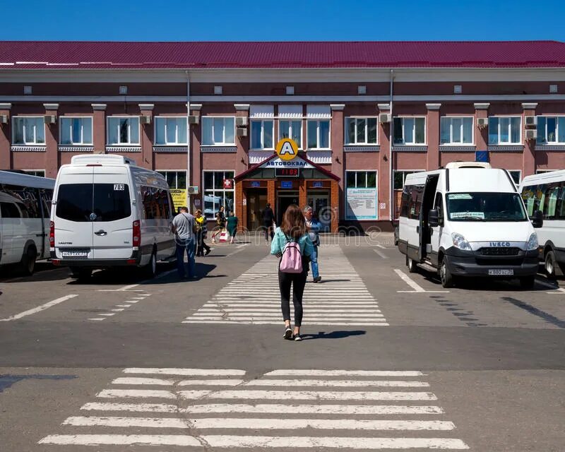 Автостанция город воронеж. Автостанция воронеж. остановка центральный автовокзал воронеж. автовокзал воронеж платформа 6. автовокзал воронеж улица.