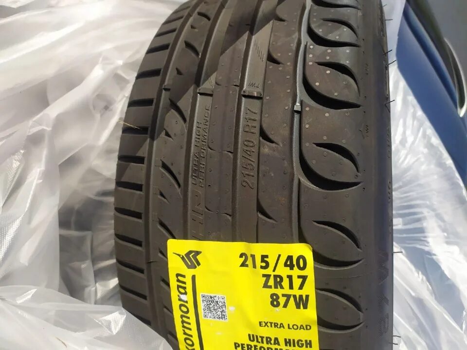 Kormoran r17 215/45. Tigar Ultra High Performance 215/40 r17. 225 45 R17 Kormoran. Kormoran 215 40 zr17.