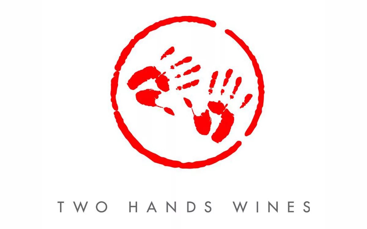 Познавательный диалог. Соприкосновение рук. Two hands москва. Two hands wine. Two hands магазин пряжи.