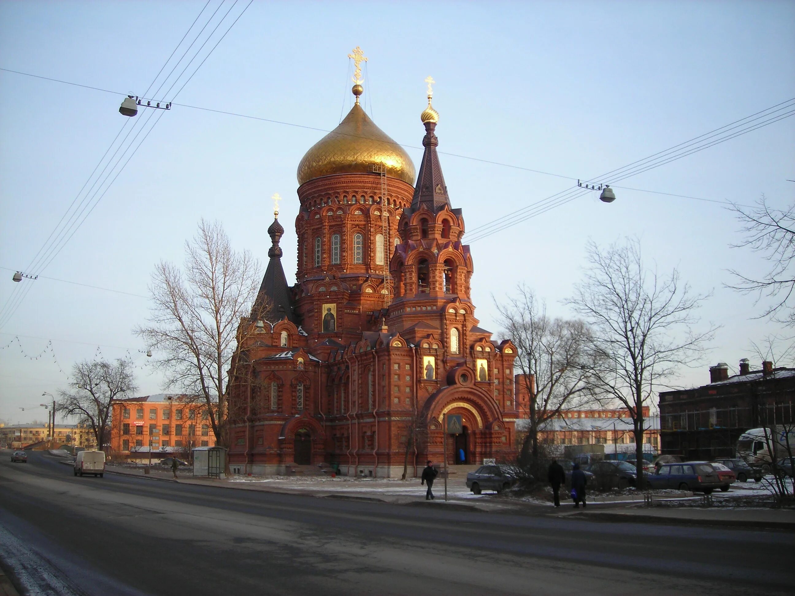 Богоявленская Церковь Гутуевский остров. Храм на Гутуевском острове СПБ. Церковь Богоявления на Гутуевском острове в Санкт-Петербурге. Обводный канал церкви