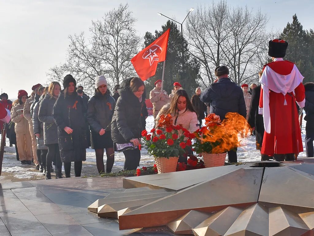 Прогноз погоды кропоткин по часам. Освобождение Кропоткина от немецко-фашистских. 29 Января освобождение города Кропоткина. Освобождение города Кропоткина от немецко фашистских захватчиков. Освобождение города Кропоткина от немцев.