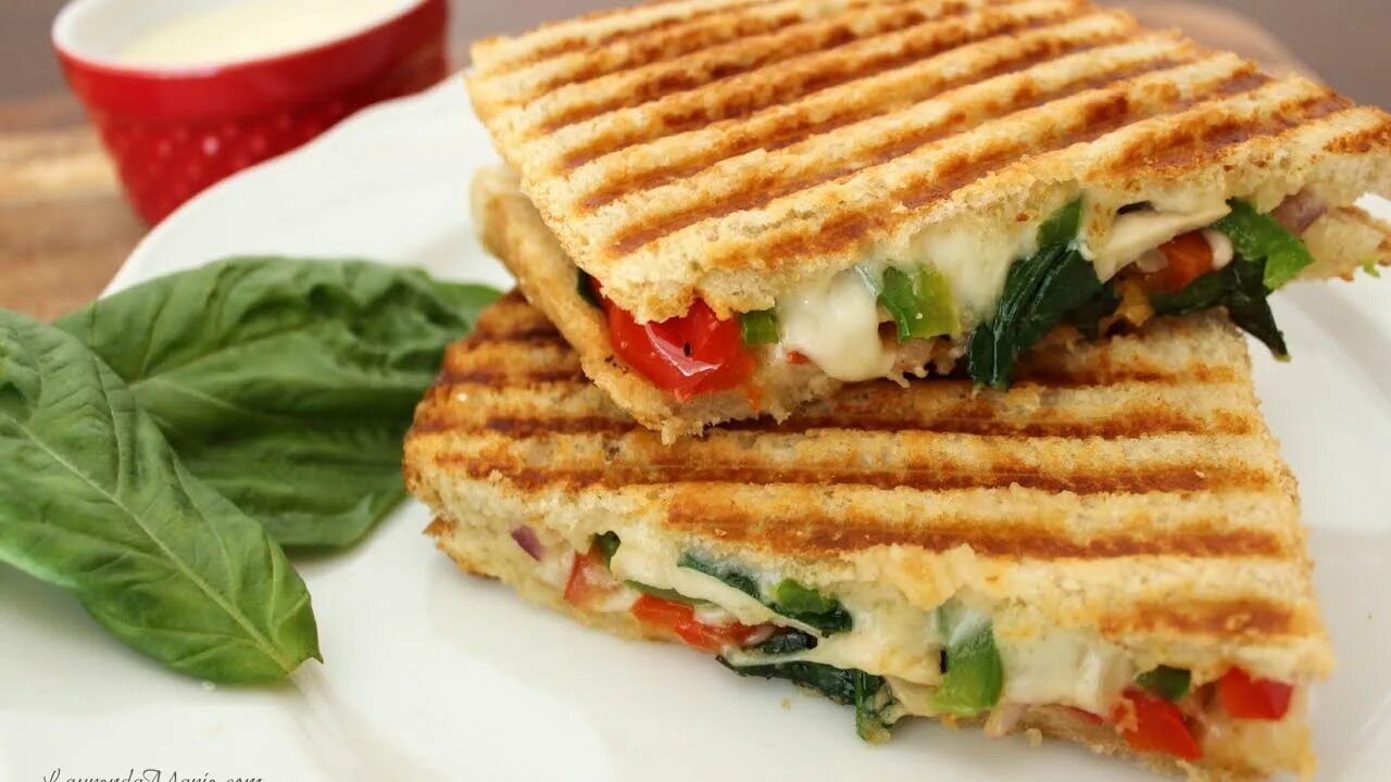 Турецкий тост. Турецкий тост. Турецкий тост с сыром. Tost png. Tost пирамида.