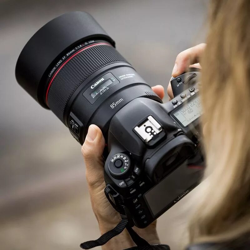 Canon EF 85mm f/1.4l is USM. Canon 85mm 1.4. Canon 85mm f/1.4l. Canon EF 85.