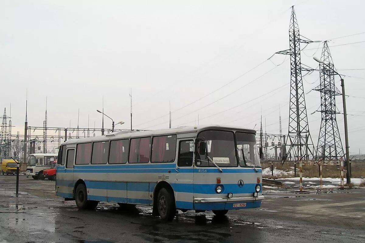 Автовокзал калинковичи. Калинковичи автовокзал. Автовокзал Калинковичи фото. Картинки автовокзала в Калинковичах.