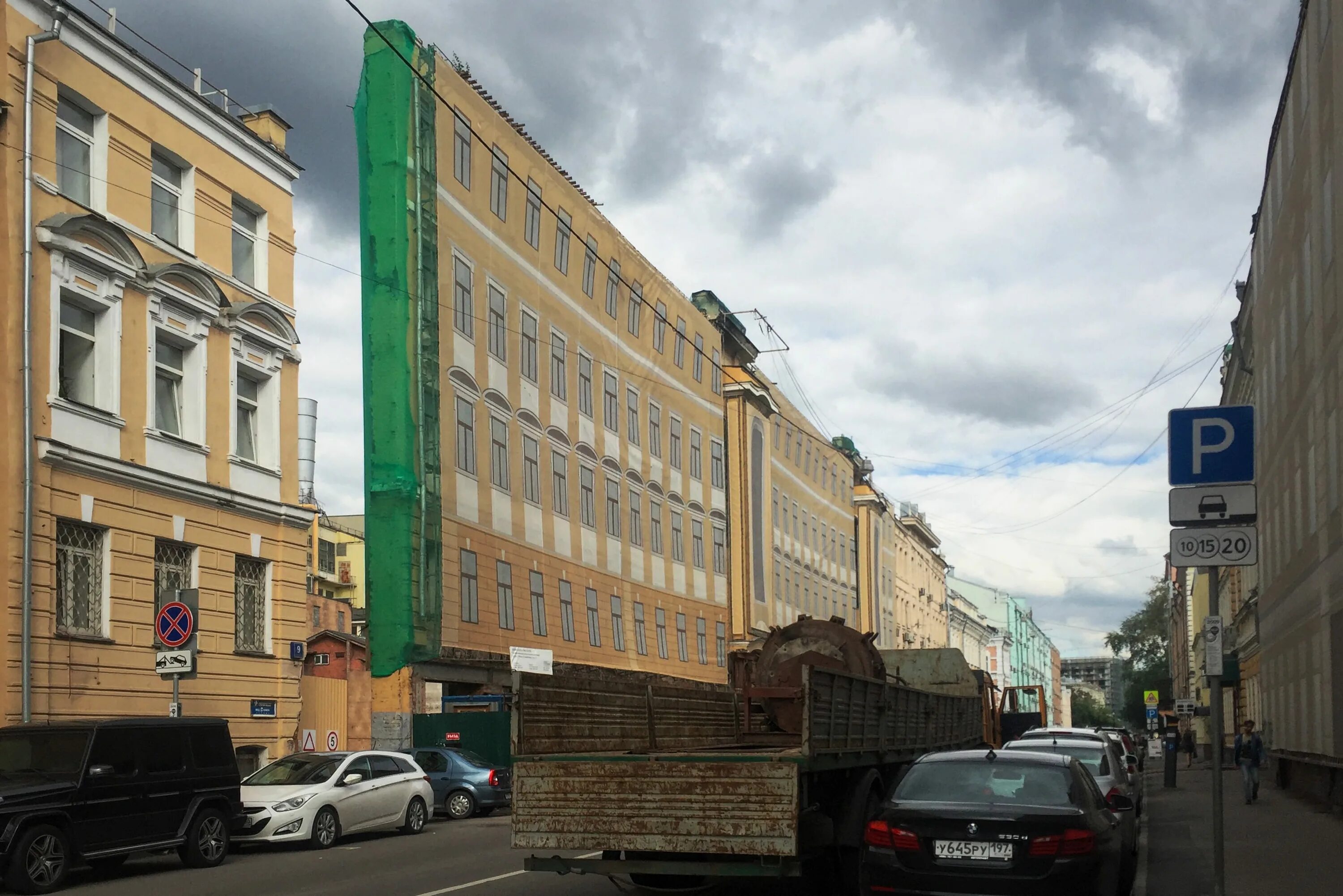 Садовническая улица, 82с2. Садовническая улица москва. Садовнический переулок в москве. Москва садовническая 8. Гостиница барин в москве.