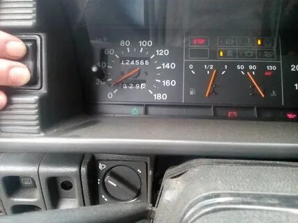 Лампа зарядки ваз 2109