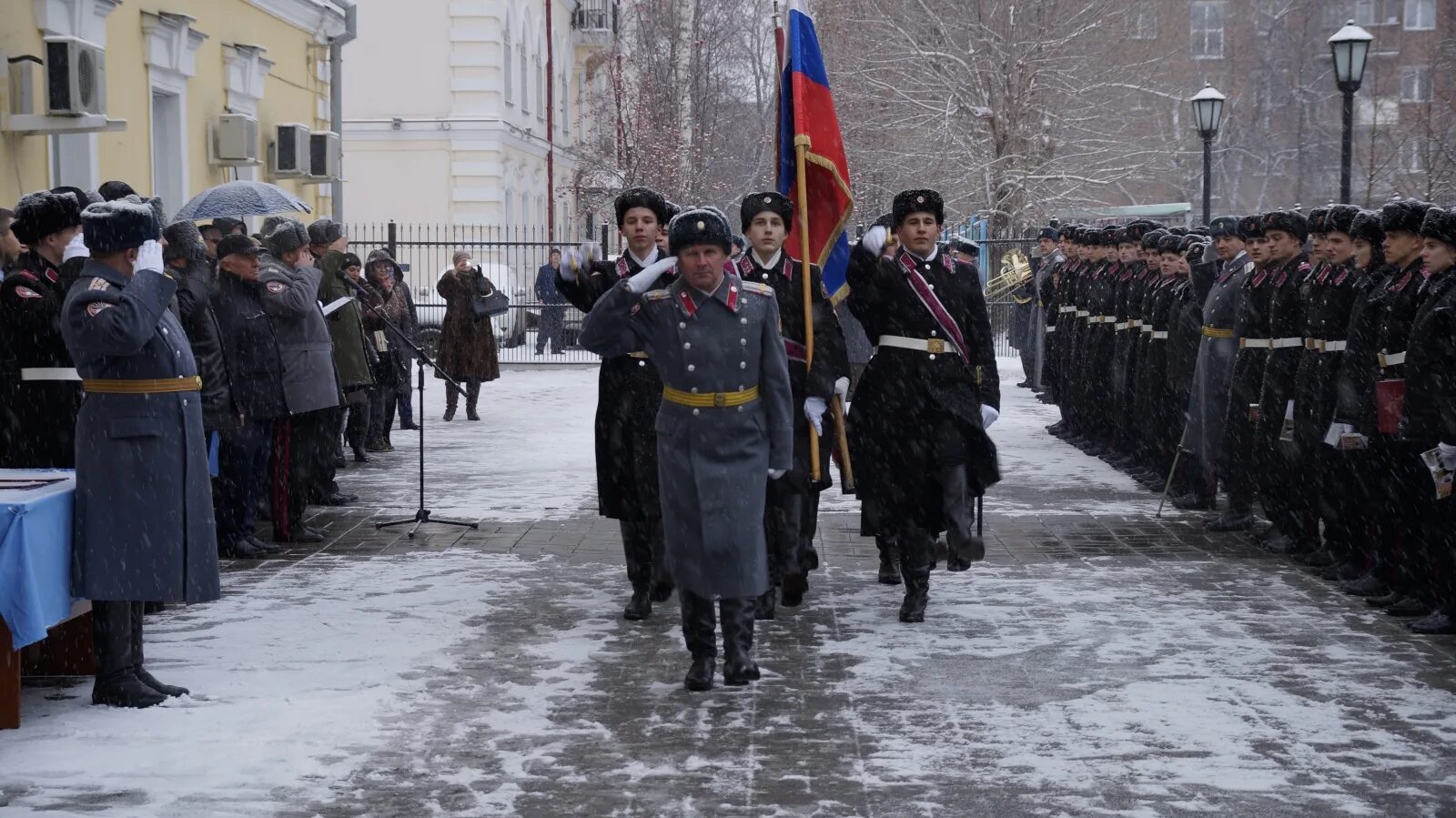 Сибирский кадетский корпус. Кадетский корпус в Новосибирске. Сибирский кадетский корпус Новосибирск здание. Казенных учреждениях кадетских корпусах