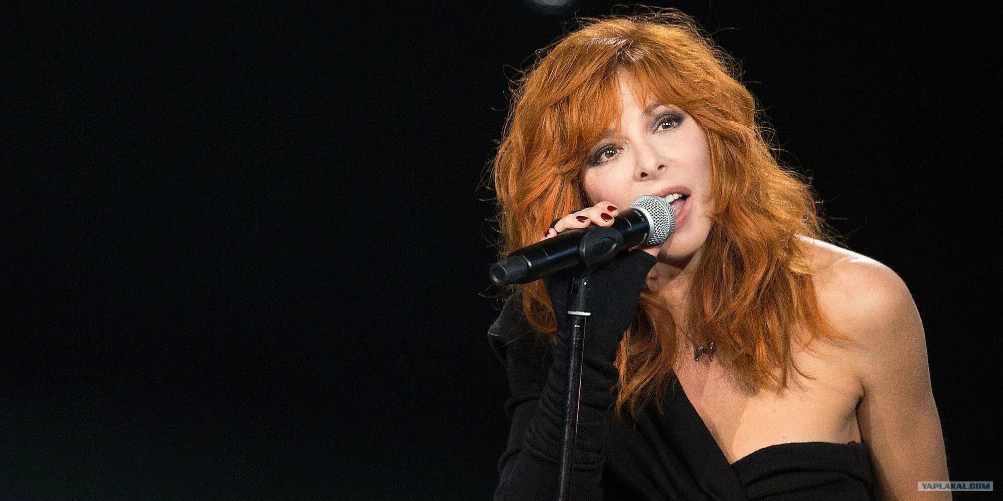 Mylène Farmer сейчас. Французские певицы 2000