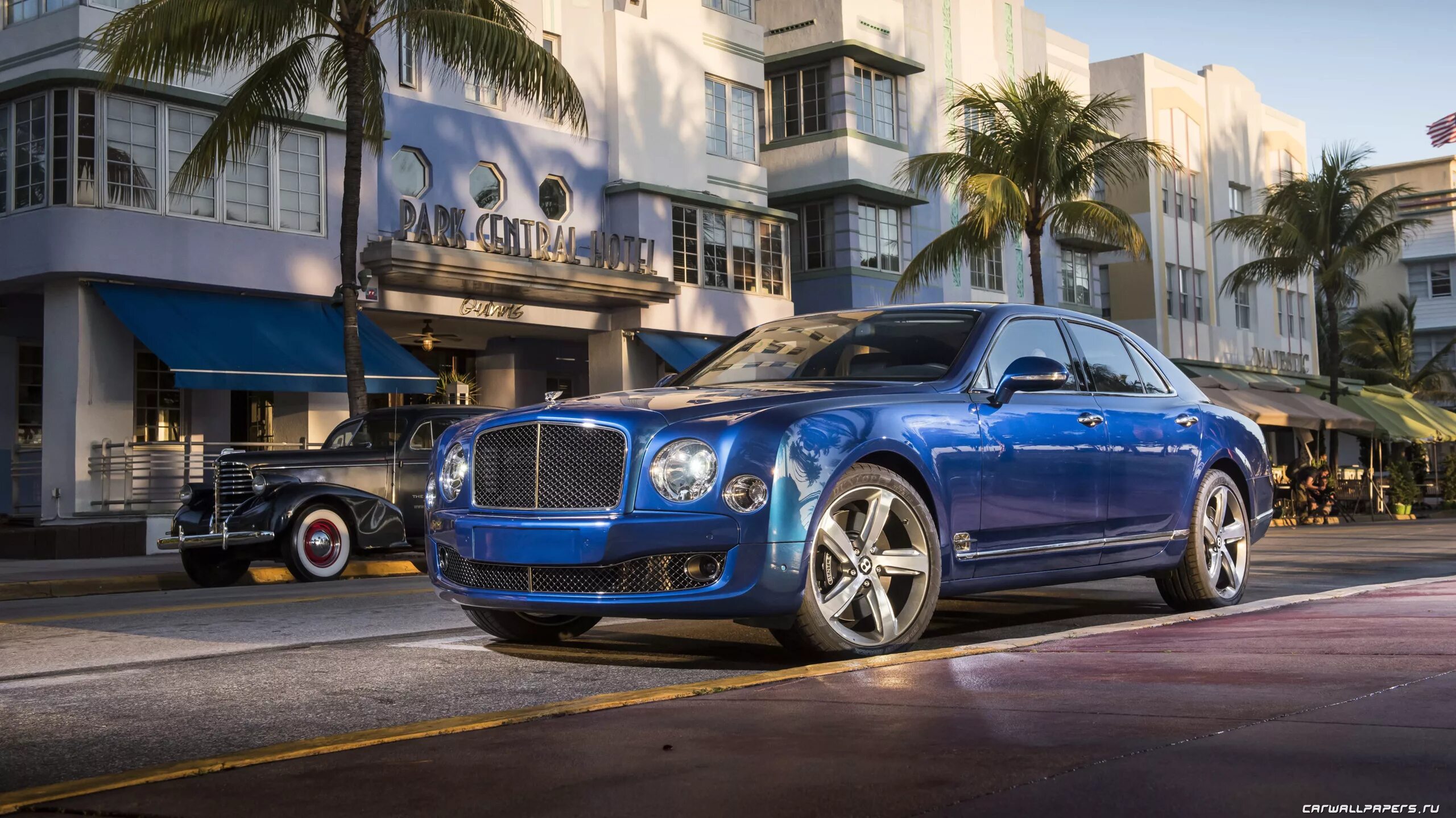 Luxury автомобили. Bentley Mulsanne. Бентли Мульсан 2015. Bentley Mulsanne синий. Bentley Mulsanne 2023.