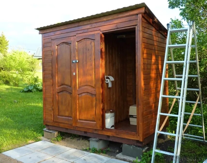 Дачный туалет с душем и хозблоком. Туалет с душем для дачи. туалет с хозблоком для дачи. дачный хозблок с душем и туалетом. сарай с туалетом для дачи.