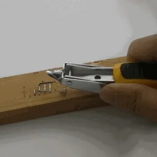 Вытаскивать скобы