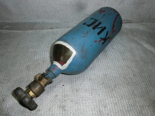 Углекислотный балон номер 3279 р 150п225 5 72-77. Баллон r-extra-5. Баллон пускового воздуха р150, п225. Баллон углекислота n475 p150 п225. Р150лп225 на кислородном баллоне.