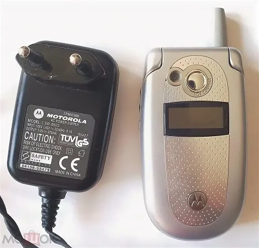 Motorola 5g купить. Motorola v500. Телефон Моторола v500. Моторола раскладушка v500. Моторола в 500.