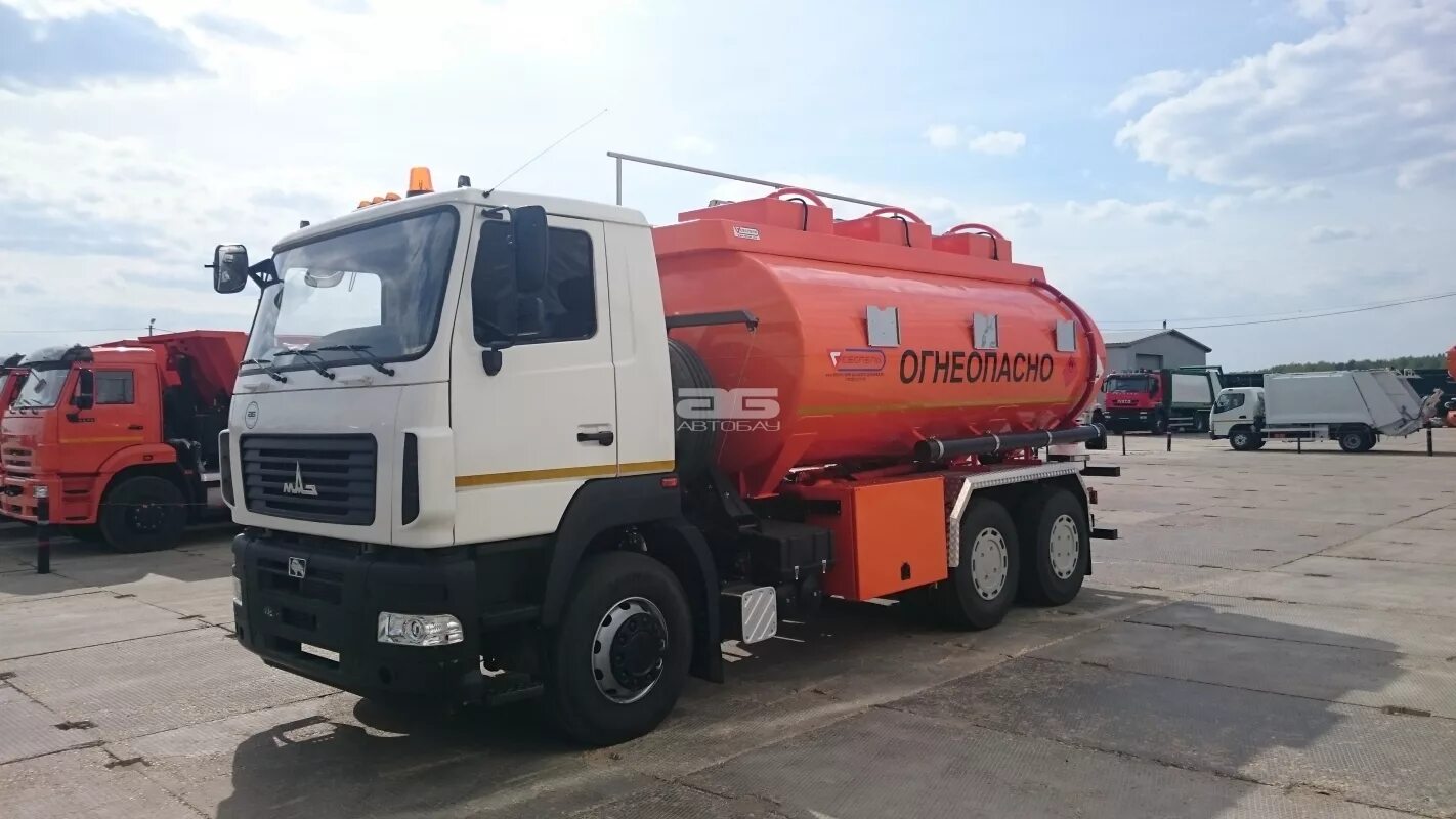 Маз 6312с5 8575 012. Камаз 6520 мультилифт палфингер. Ломовоз на шасси маз-6312с9. Маз-631228-8528-012. Маз 6312с9-520-010.