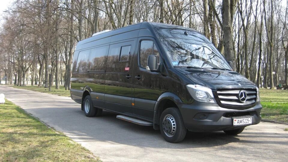 Купить автобус мерседес спринтер motors ru. Mercedes-Benz Sprinter 516cdi. Mercedes Benz Sprinter 516. Мерседес 516 Спринтер пассажирский. Мерседес Спринтер 19 мест.