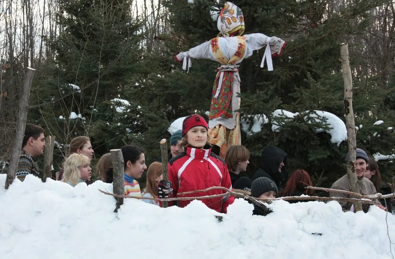 Динамо воронеж масленица. Масленица в Воронеже. Масленица гуляния Воронеж. Масленица в Воронежской области. Воронеж Масленица на Динамо.