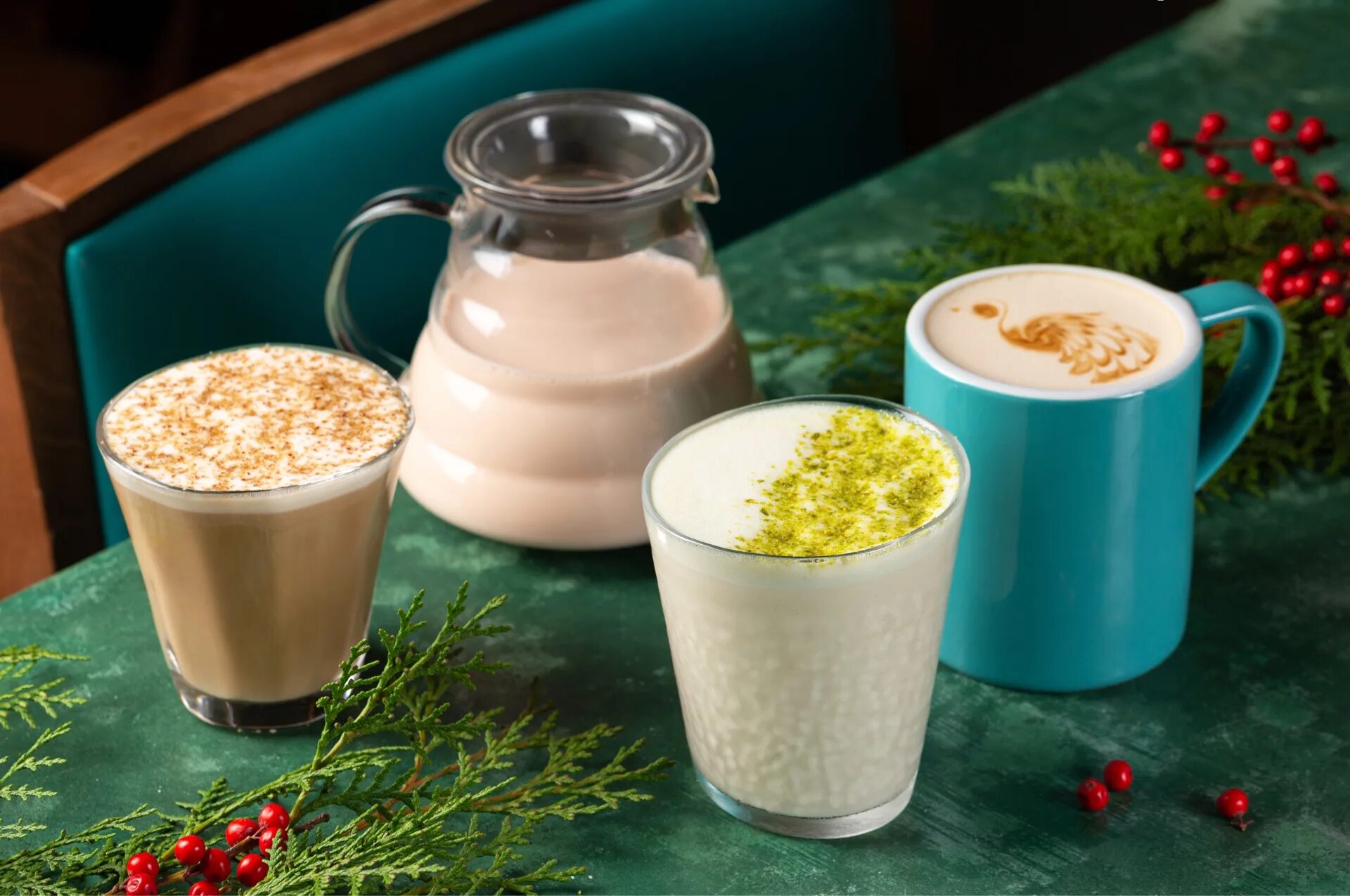 Фисташковый капучино. Фисташковый латте. Латте фисташковый кофе. Фисташковый раф кофе. Латте фисташковый шоколадница.