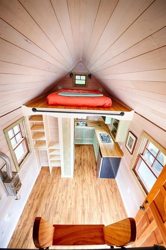 Дома 4 внутри. Тини хаус 4х3. tiny house 6х3. tiny house 3x6. маленький дачный домик внутри.