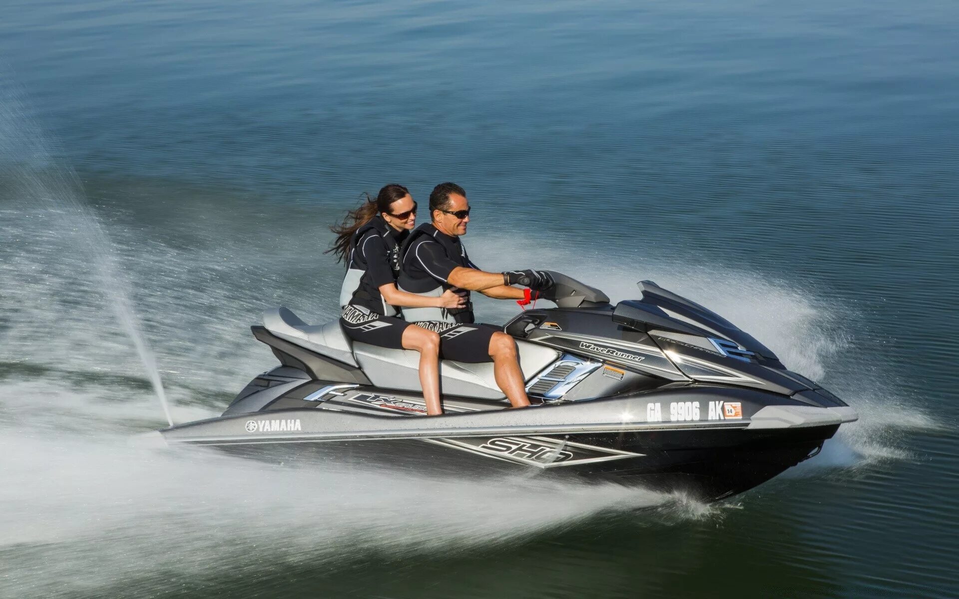 Можно ли ездить на лодке. Yamaha FX Cruiser Sho. Гидроцикл Ямаха FX Sho. Yamaha Waverunner 500. Yamaha FX 2013.